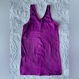 Lululemon athletica Seamless Cutout Purple V Neck Tank Size 4